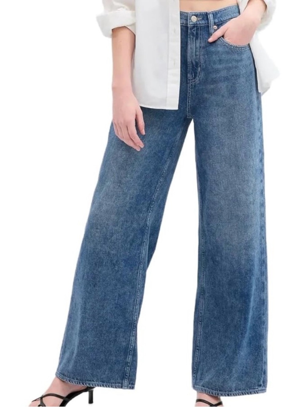 Gap Baggy Wide Leg Mid-Rise Women’s Ultrasoft Jeans - Blue